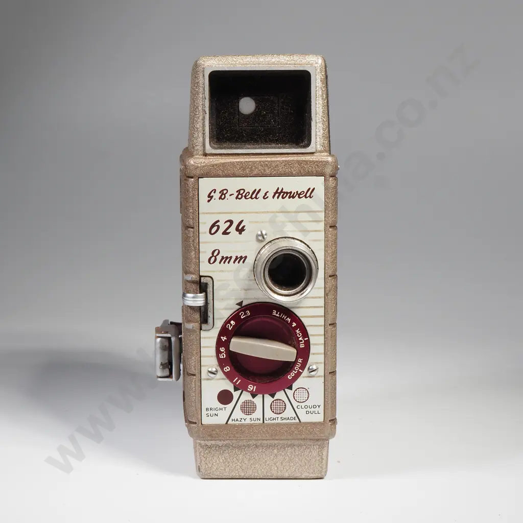 Vintage G.B.-Bell & Howell Model 624 8mm Movie Camera w Case, Manual & Film Image 1++
