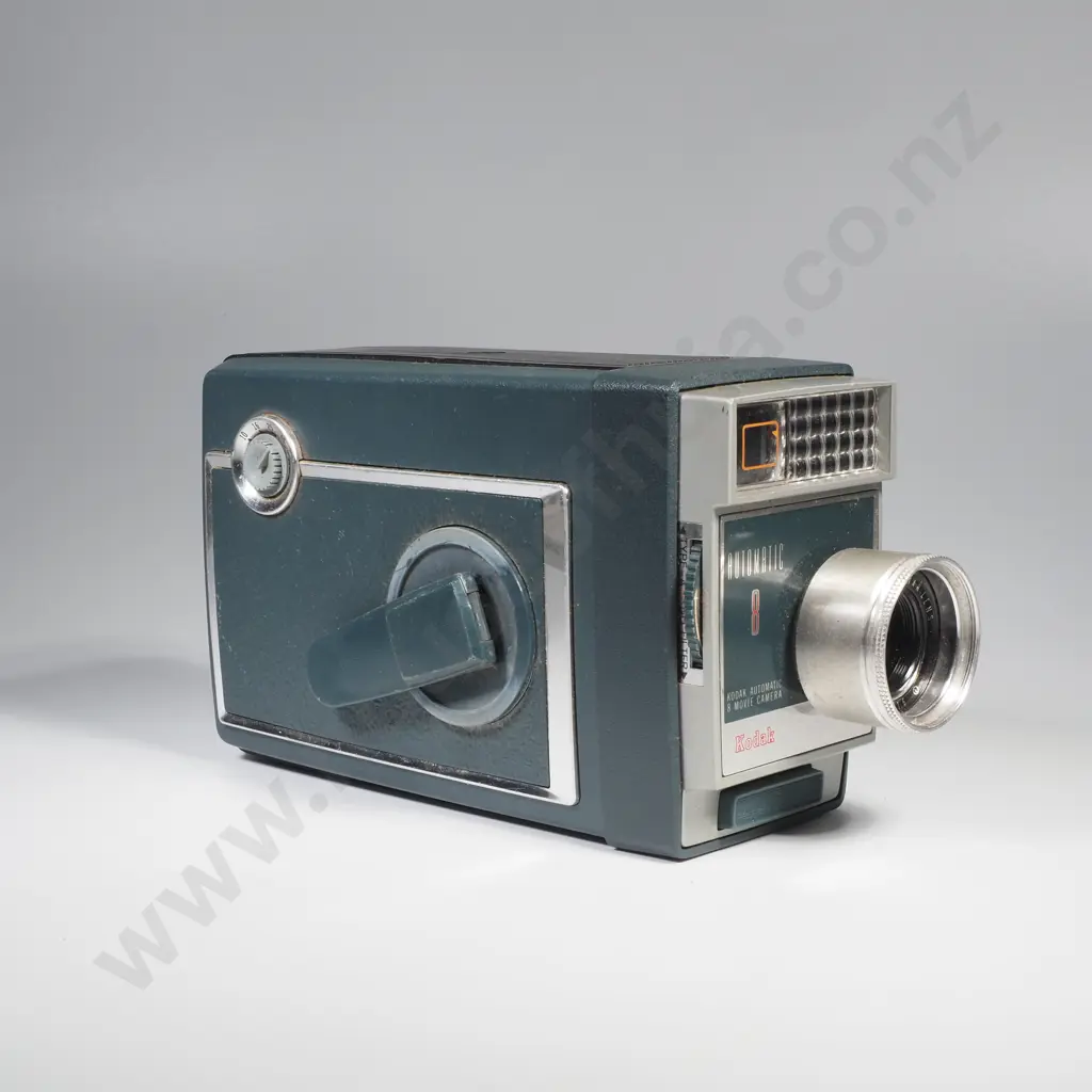 Vintage Kodak Automatic 8 - 8mm Camera Image 1++