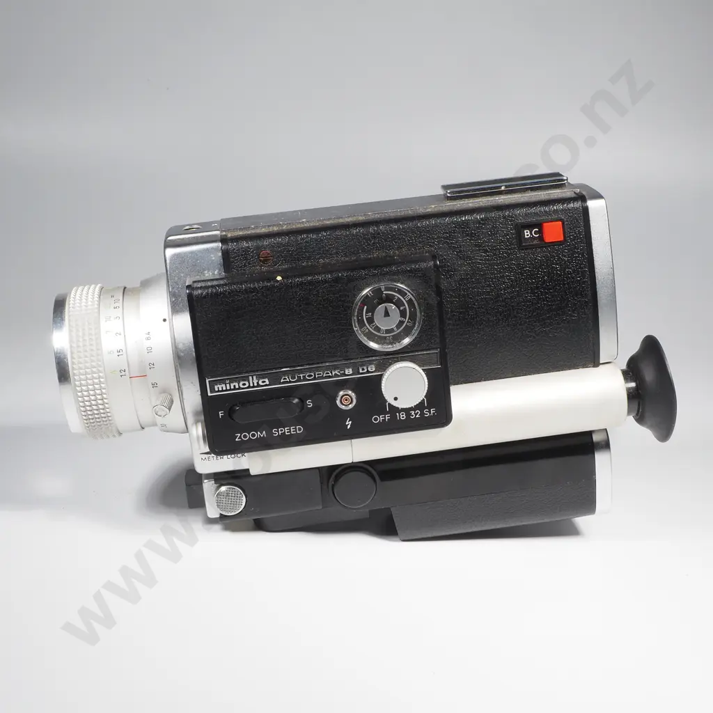 Vintage Minolta Autopac-8 D6 Super 8 Motion Film Camera - 1970s Image 1++