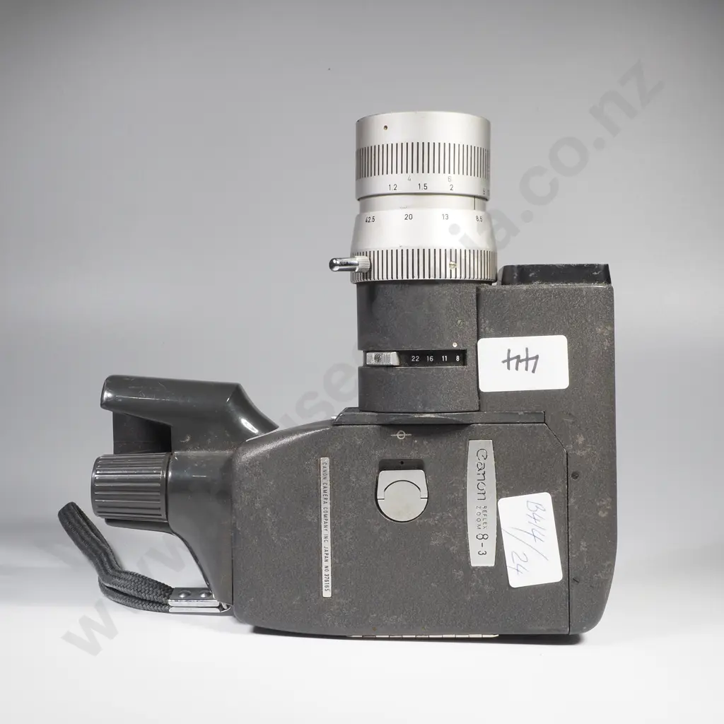Vintage Canon Reflex Zoom 8-3 8mm Movie Camera Image 1++