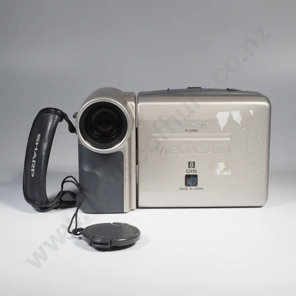 Sharp VL-E980 Video Camera Image 1++