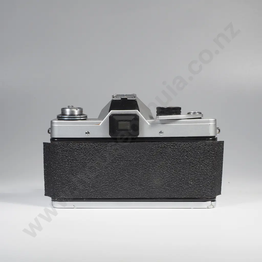 Praktica LTL + 35mm F2.8 Titan Image 1++