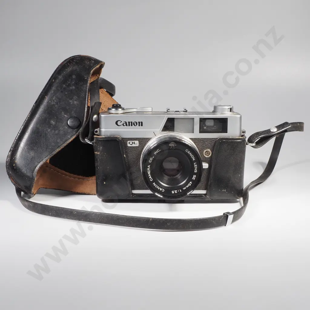 Vintage Canon Canonet QL25 35mm Rangefinder Camera Image 1++