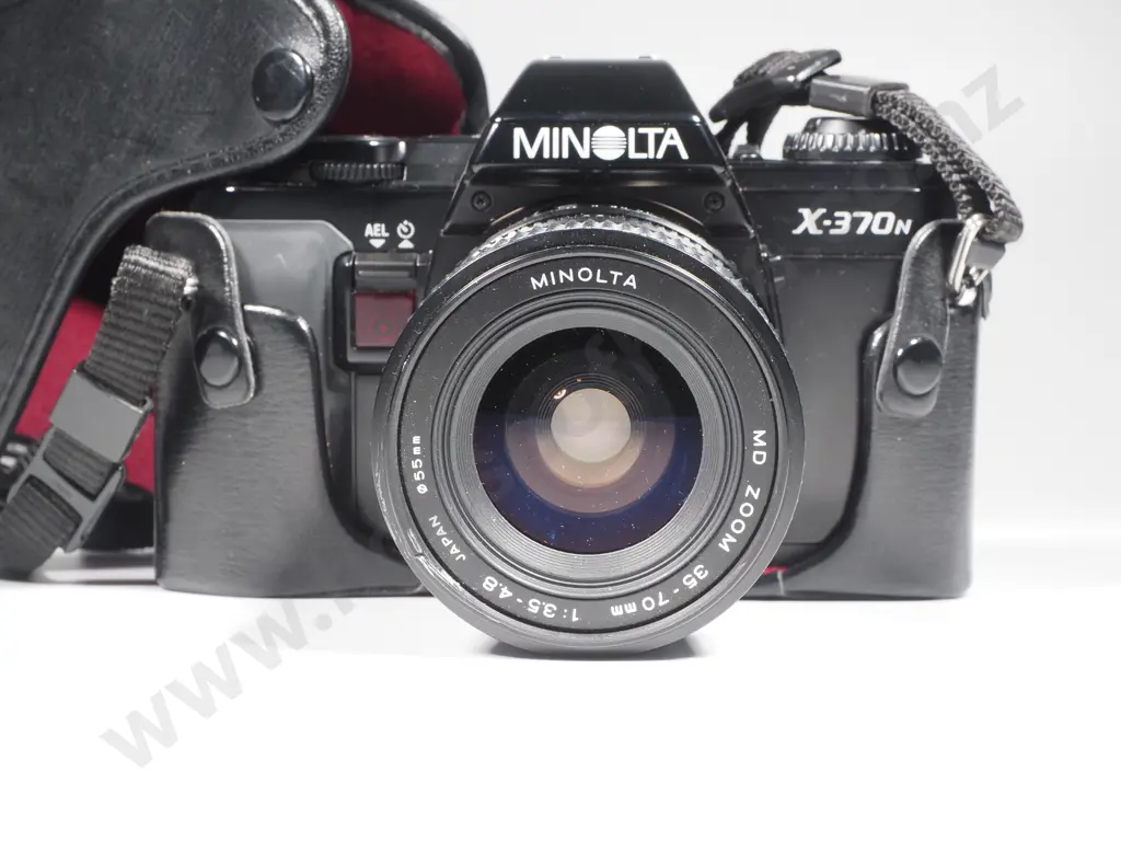 Minolta X-370N 35mm Manual Focus SLR Camera & Case Image 1++