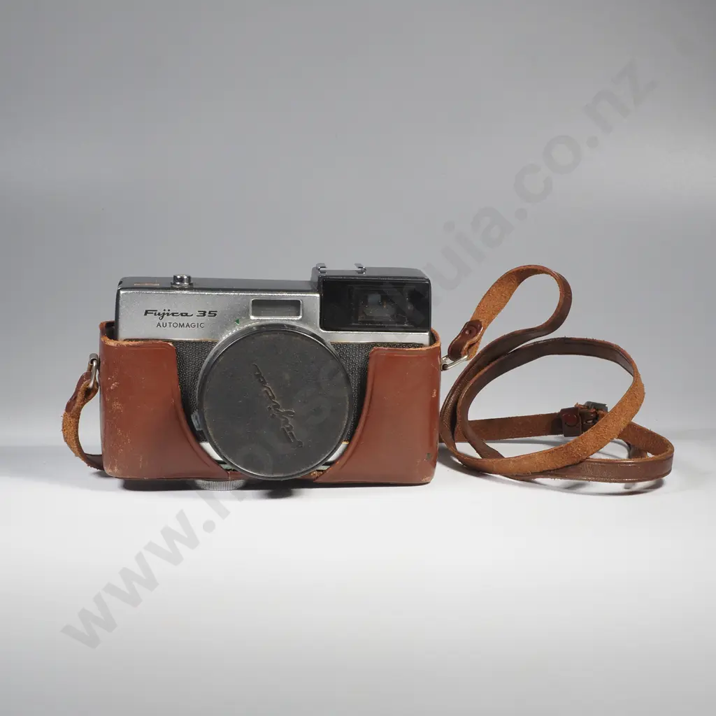 Vintage Fujica 35 Automagic 35mm Film Camera Image 1++