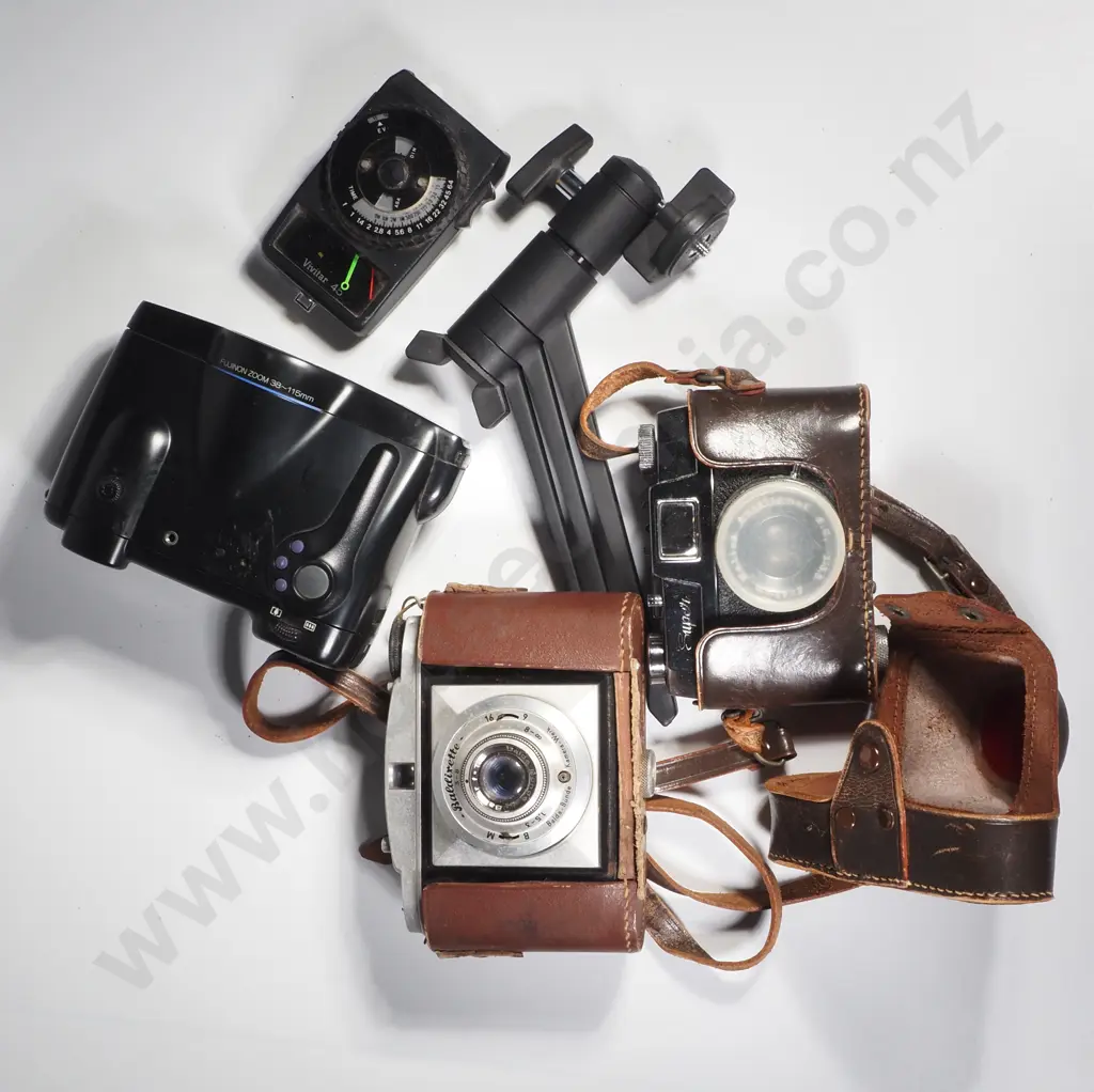 Quantity of Camera Items Image 1++