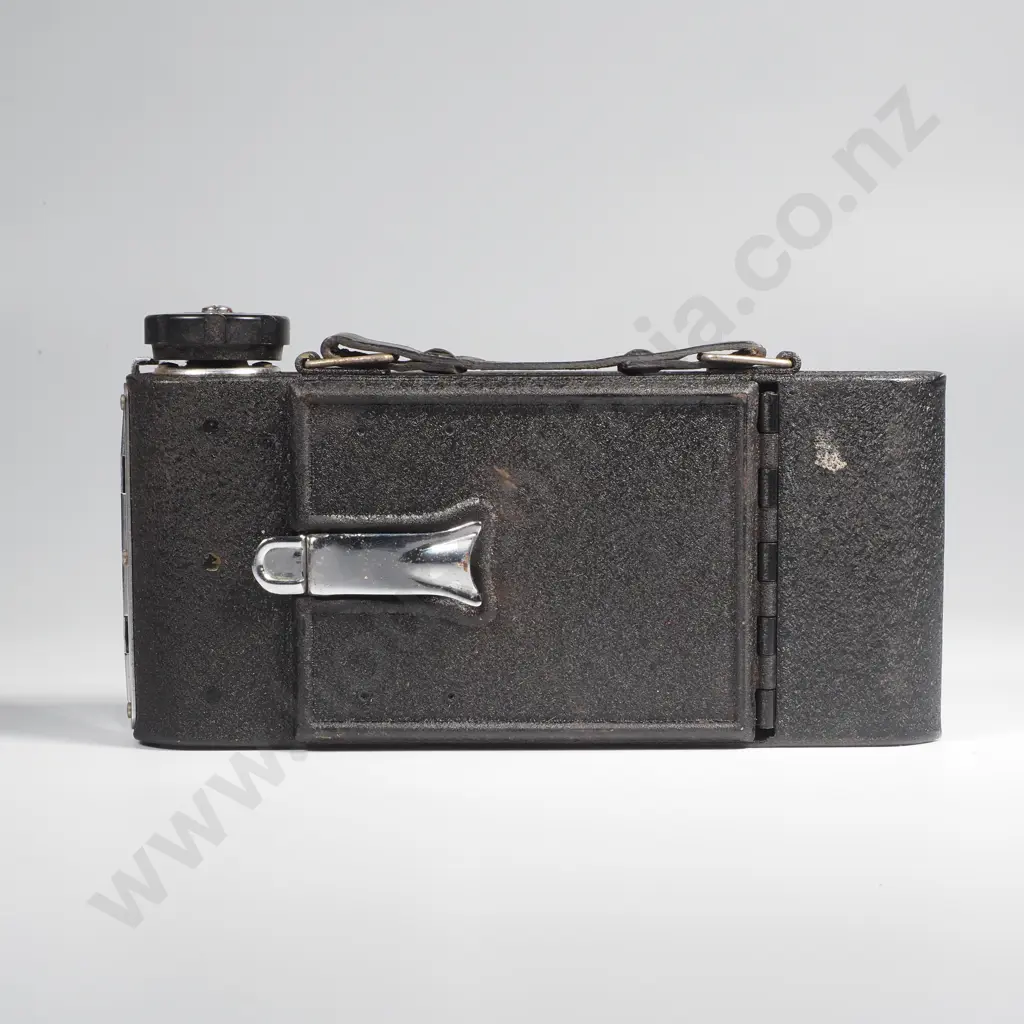 Vintage Kershaw Eight-20 Penguin Folding Roll Film Camera in Original Leather Case Image 1++