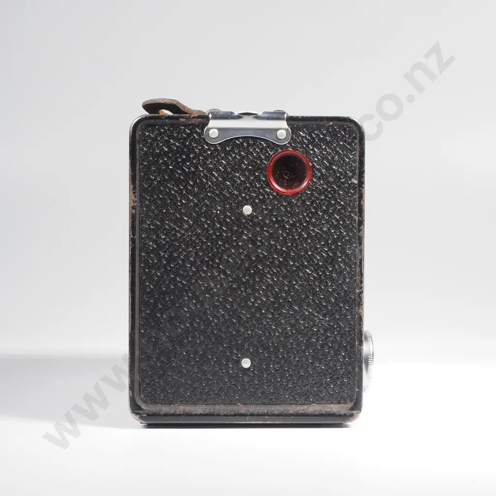Kodak Six-20 'Brownie' E Box Camera in Original Case, Manufactured in the UK by Kodak Ltd Between 1946-1953 Image 1++