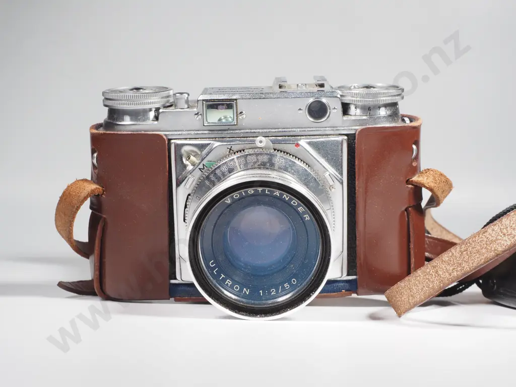 Vintage Voigtlander Prominent 35mm Rangefinder Camera w Voigtlander Ultron 50mm f/2 Lens Image 1++