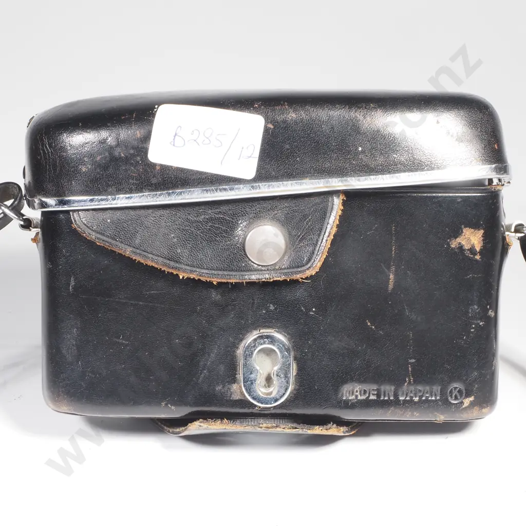 Yashica Rangefinder Film Camera w Yashinon 45mm f/2.8 Lens & Case Image 1++