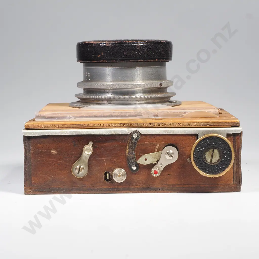 R&J Beck 7.2 Inch Isostigmar f5.8 Lens with Shutter Image 1++