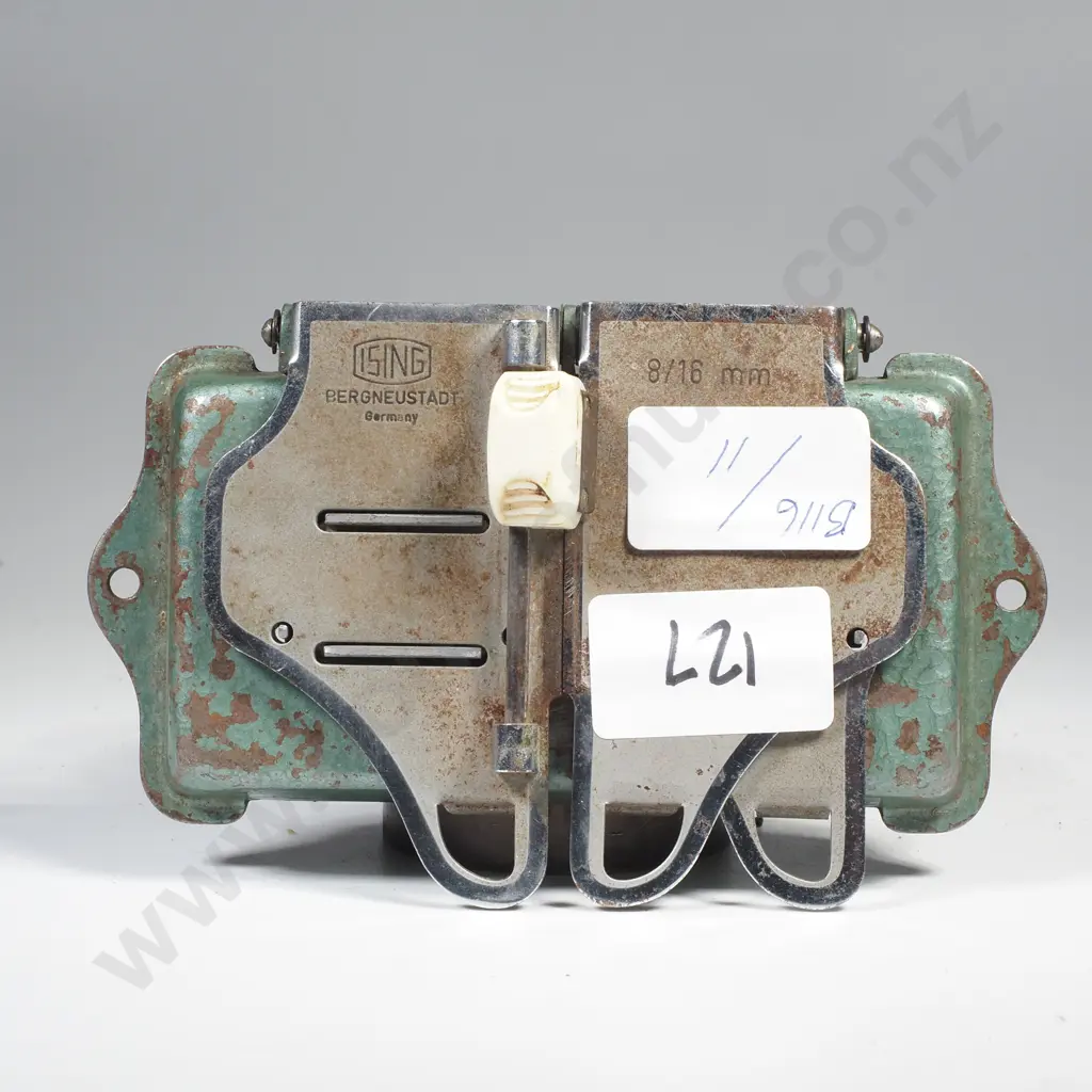 Vintage Isling 8/16mm Film Splicer Image 1++