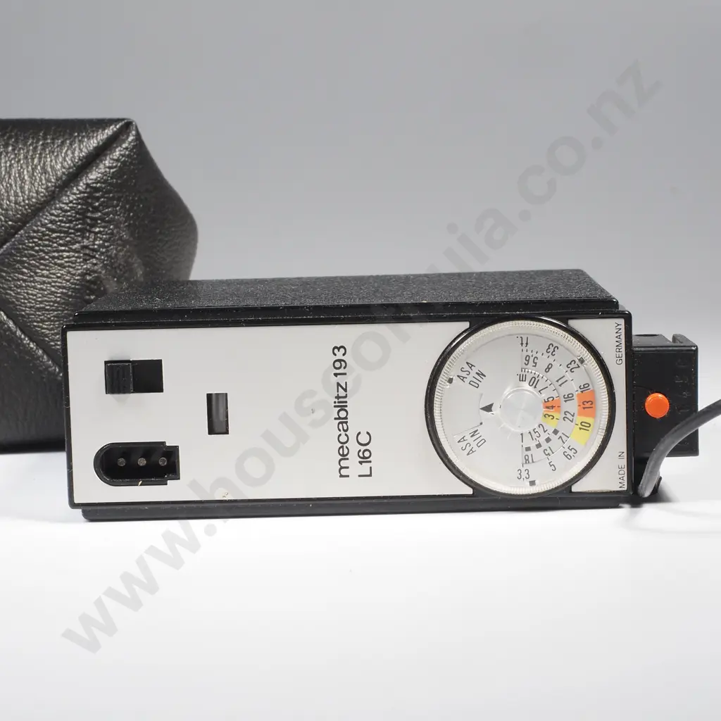 Vintage German Metz Mecablitz 193 L16C Electric Flash Unit Image 1++