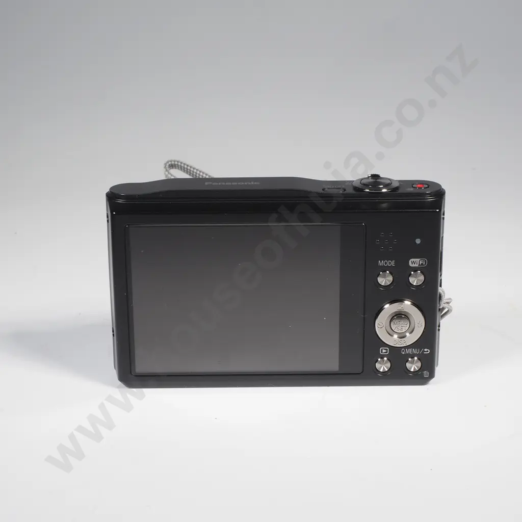 Panasonic Lumix 12x Camera w SD Card, Carry Case & Charger Image 1++
