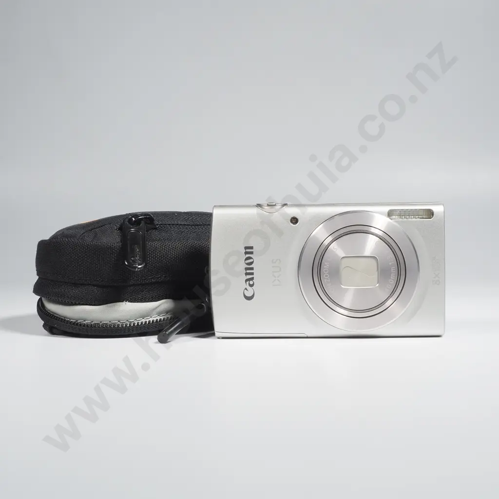 Canon Digital Compact Camera IXUS 185 Silver (Made in Japan) in Lowepro Bag Image 1++