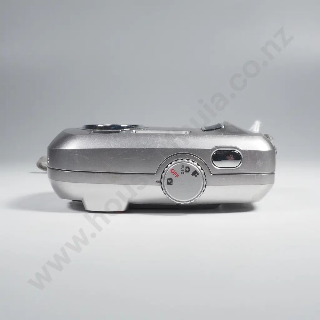 Kodak EasyShare C310 4.0-Megapixel Digital Camera Image 1++