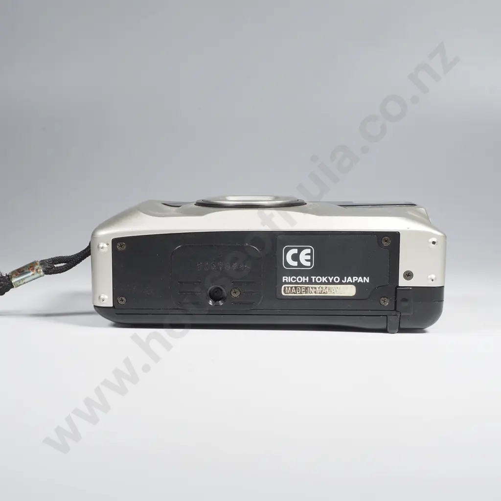 Ricoh RZ-735 Compact 35mm Camera Image 1++