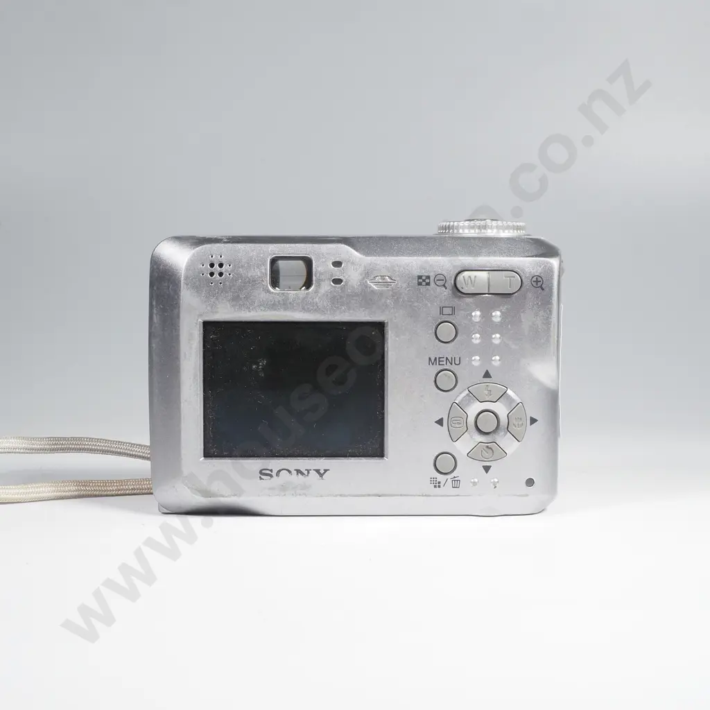 Sony Cyber-Shot DSC-S60 4.1MP Digital Camera Image 1++