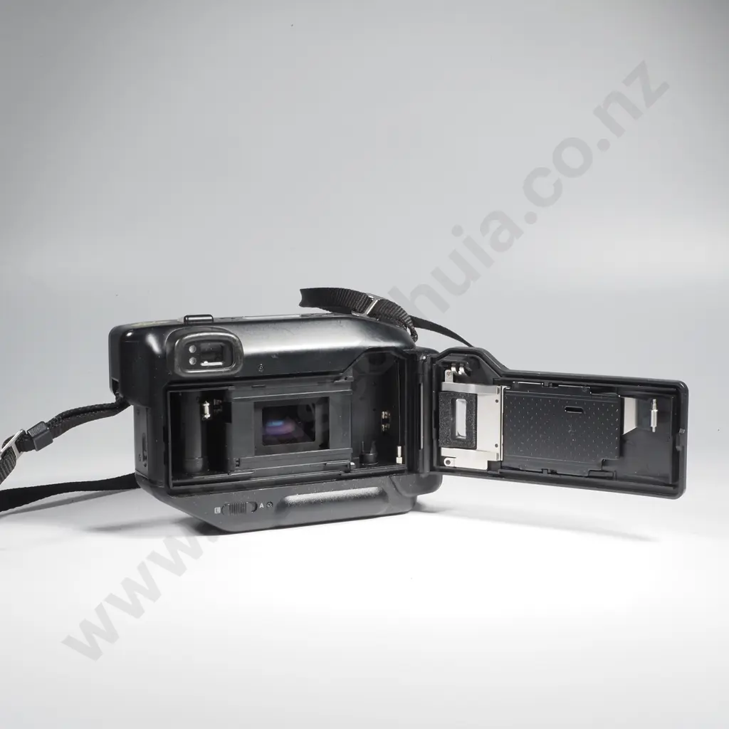Canon Sure Shot Zoom XL 35mm Camera Image 1++