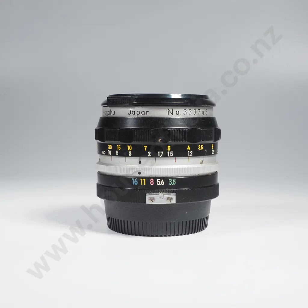Vintage Nippon Kogaku Nikkor-H Auto 28mm f/3.5 Manual Focus Lens Image 1++