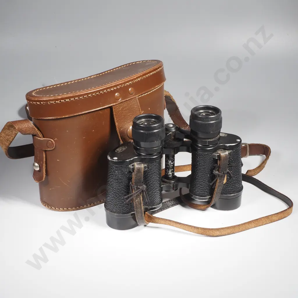 Vintage Broadhurst Clarkson 8 x 30 Binoculars in Original Leather Case Image 1++