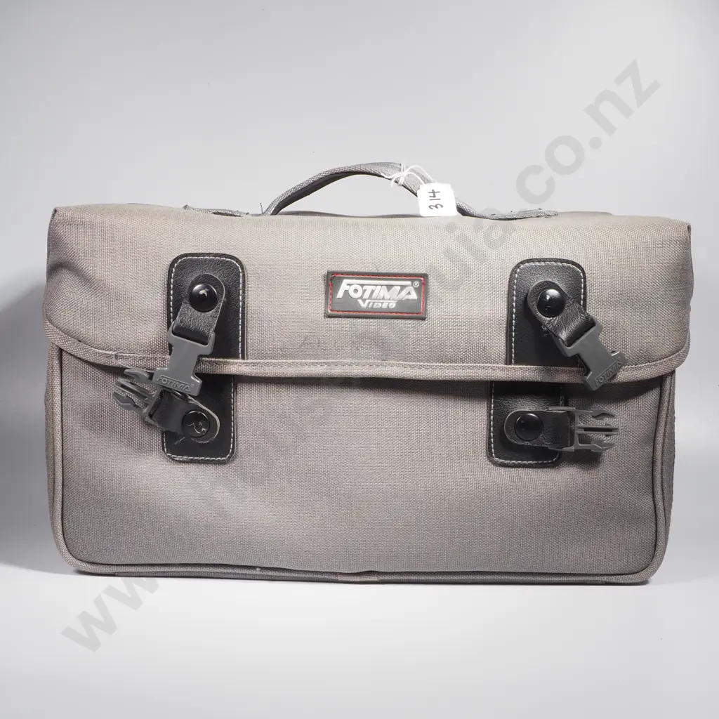 Vintage Fotima Video Bag Image 1++