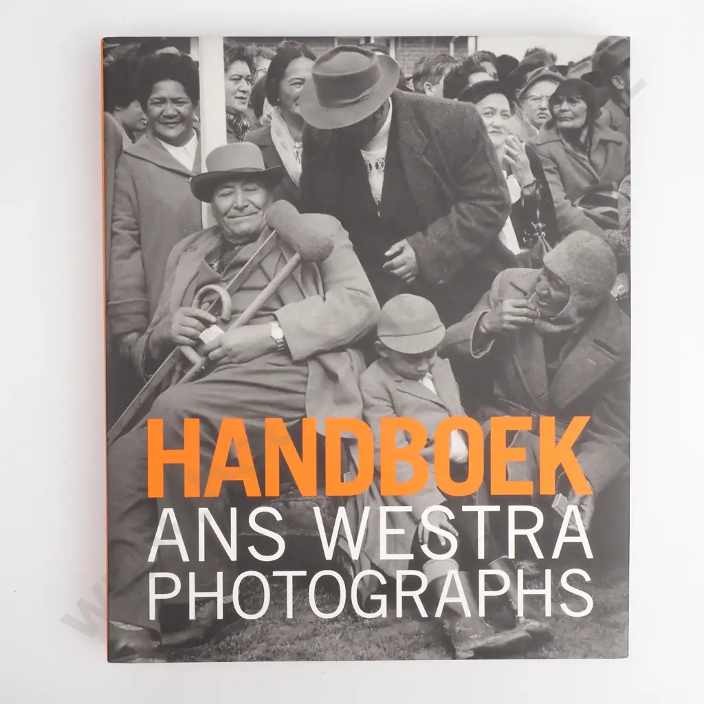 'Handboek', Ans Westra Photographs Image 1++