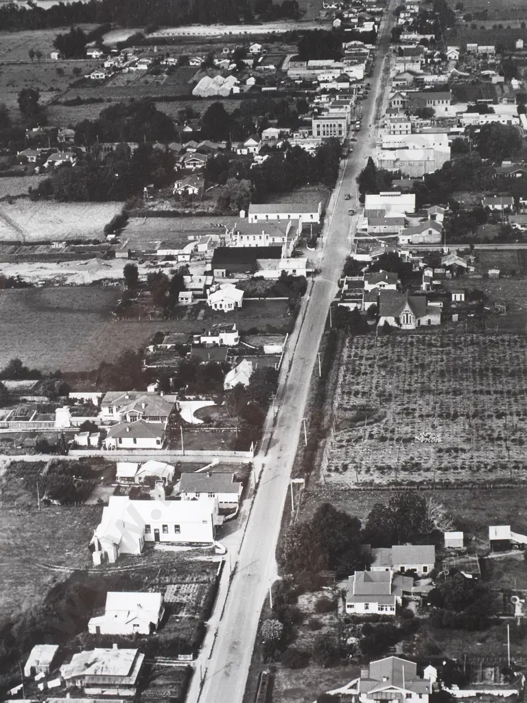 Victor Carlyle Browne - 'Motueka' - From the Air, Gelatin Silver Photograph Image 1++