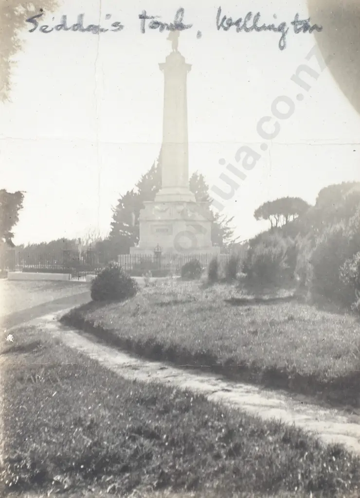 'Seddon's Tomb, Wellington' - Photograph Image 1++
