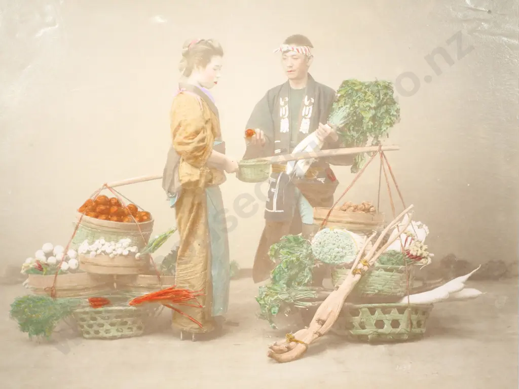Japanese Albumen Photo of Fruit & Vege Seller, c.1880 Image 1++