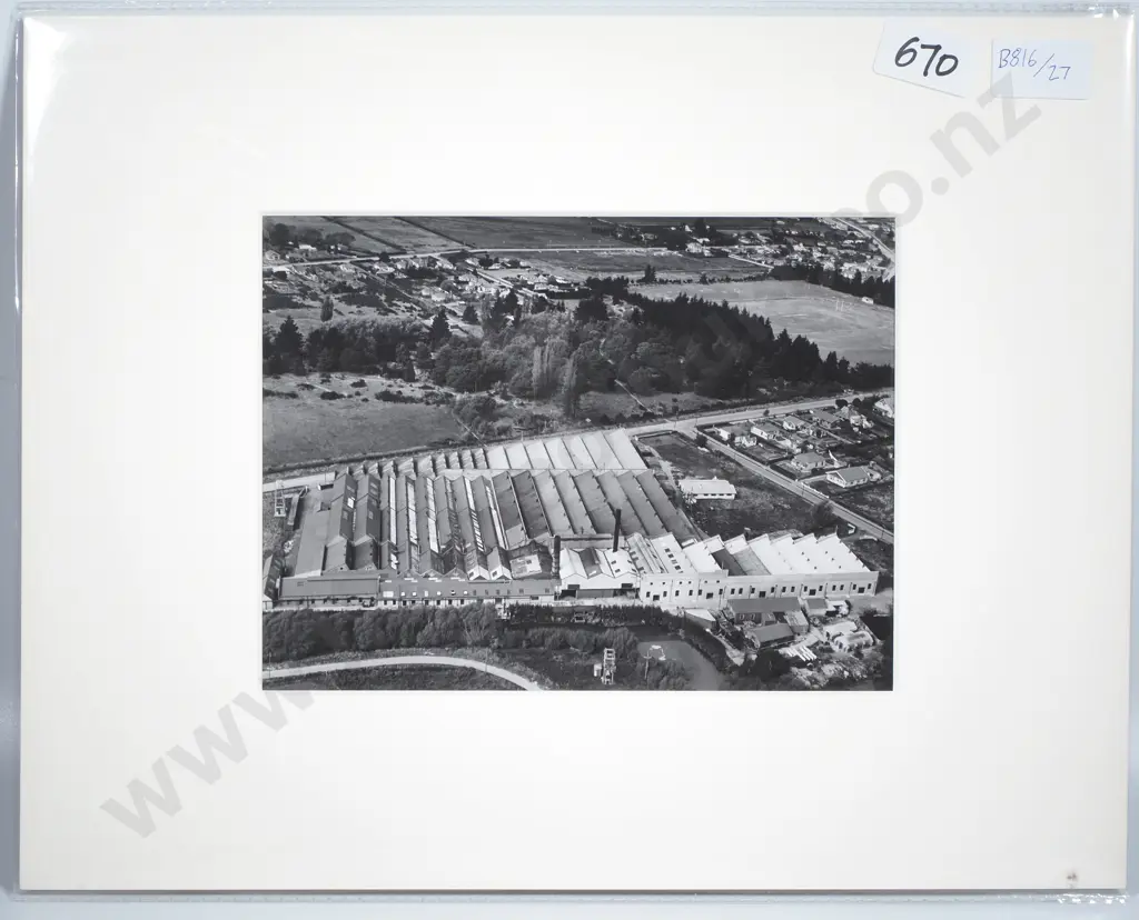 Victor Carlyle Browne - Kaiapoi Woollen Mills, Photograph Image 1++