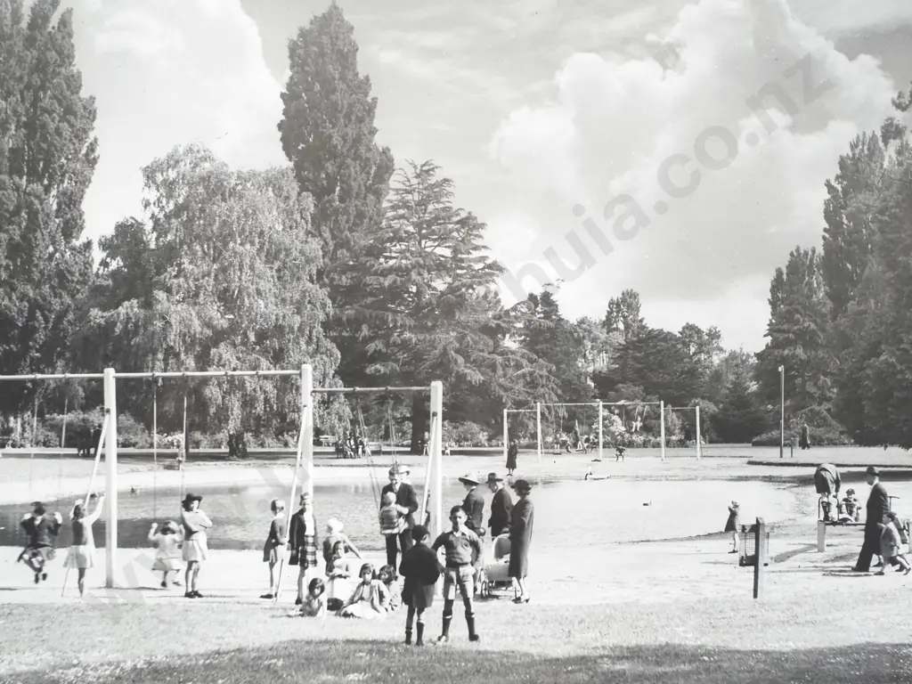 Victor Carlyle Browne - Botanical Gardens Christchurch, Photograph Image 1++
