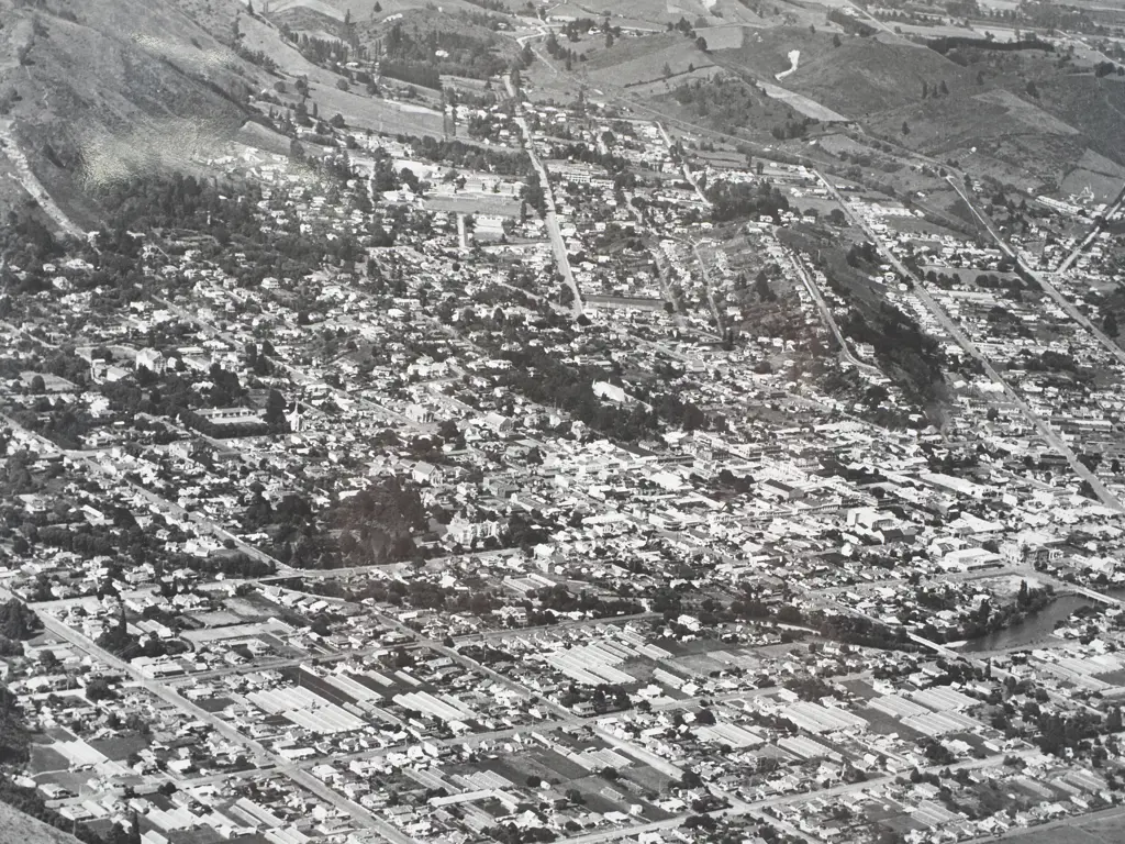 Victor Carlyle Browne - 'Nelson' - From the Air - Gelatin Silver Photograph Image 1++