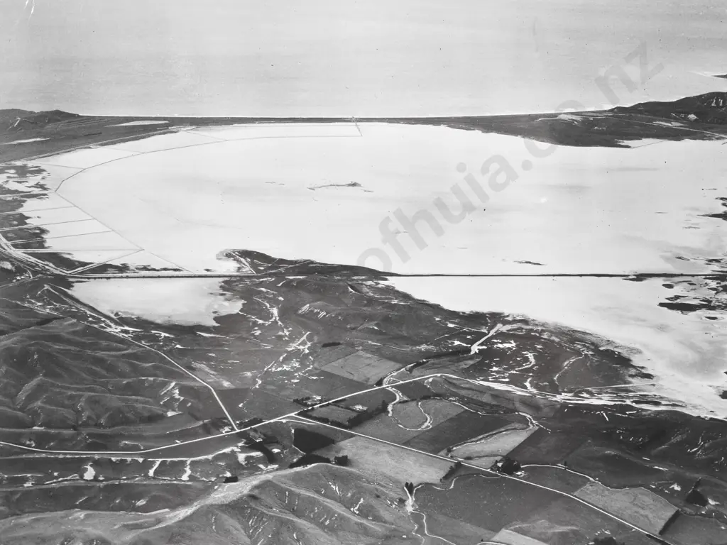 Victor Carlyle Browne - 'Lake Grassmere (Near Blenheim) Saltworks from the Air' - Gelatin Silver Photograph Image 1++