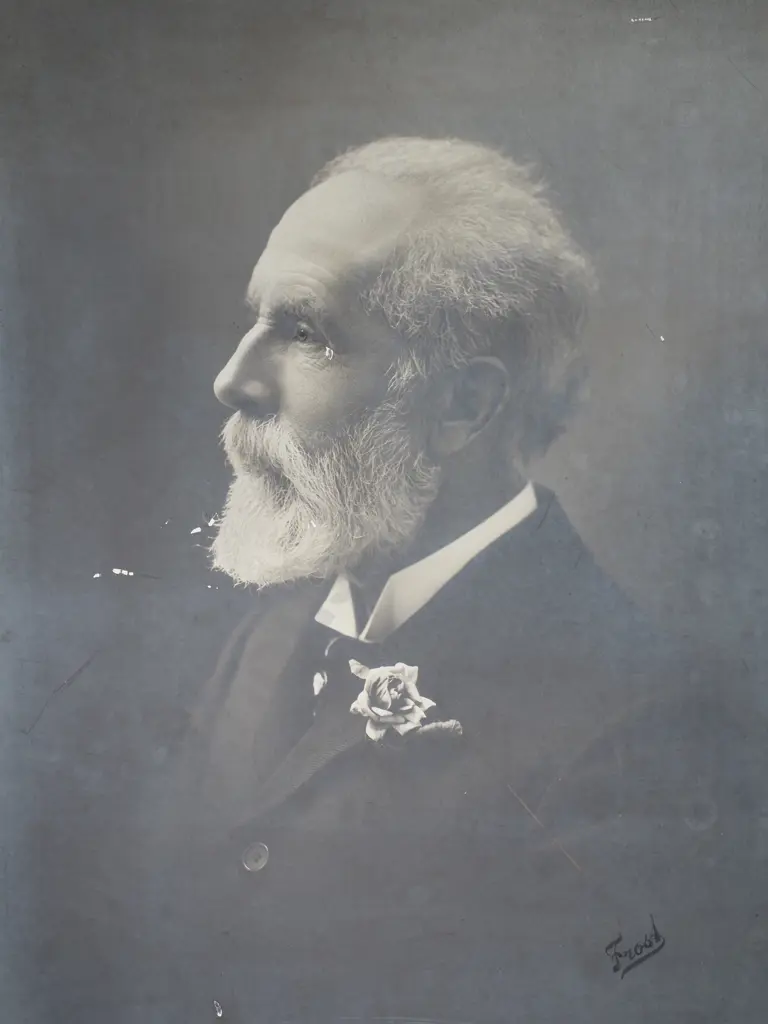 William Row Frost - Photo Portrait of Dunedin Man, Photograph Image 1++