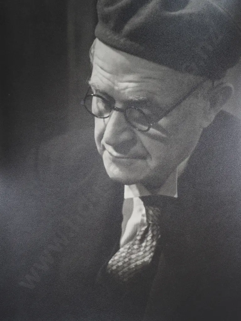 Frederick Lennard Casbolt - Man Studying, Photograph Image 1++