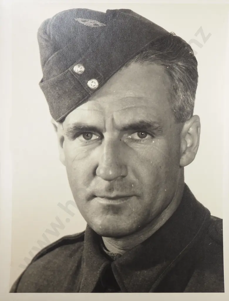Frederick Lennard Casbolt - Photograph of a Len Franzman in Army Uniform Image 1++