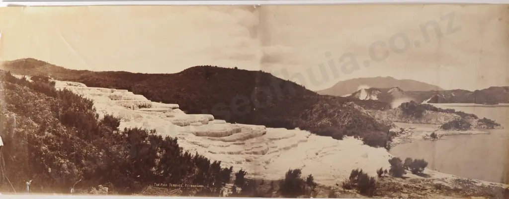 Unknown Photographer - Pink Terrace, Rotomahana - Panoramic Photo c.1880 - Photograph Image 1++