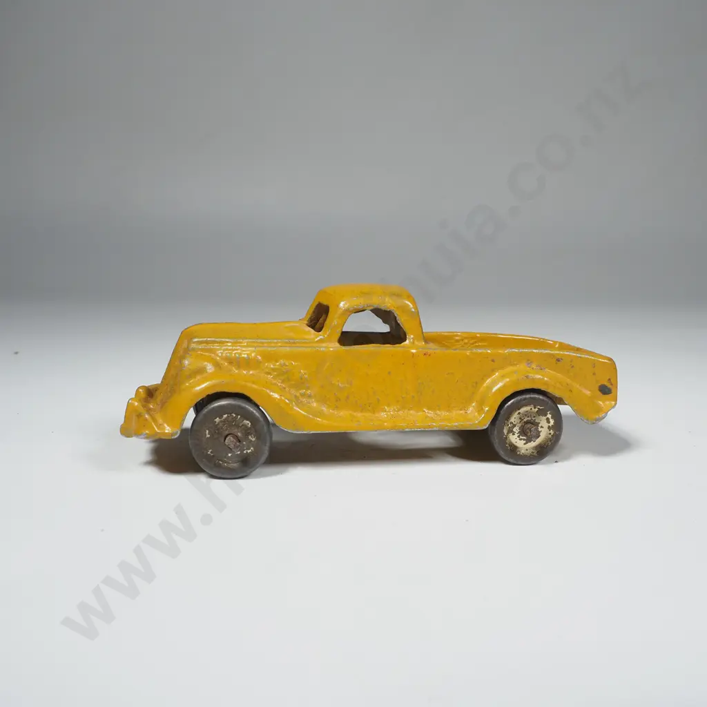 Fun ho Model #93 Small Half Ton Truck Image 1++