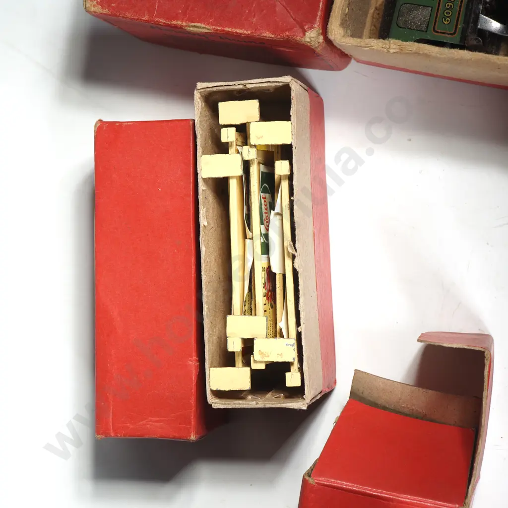 Hornby O Gauge  No 20 Locomotive, Tender No 20 , M1 Tender & Station Hoardings All in Original Boxes Image 1++