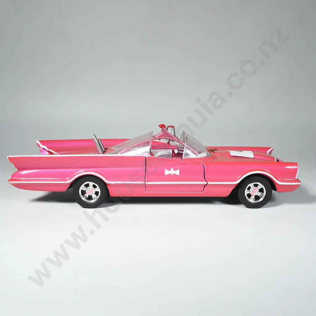 Pink Batmobile Model Car Image 1++