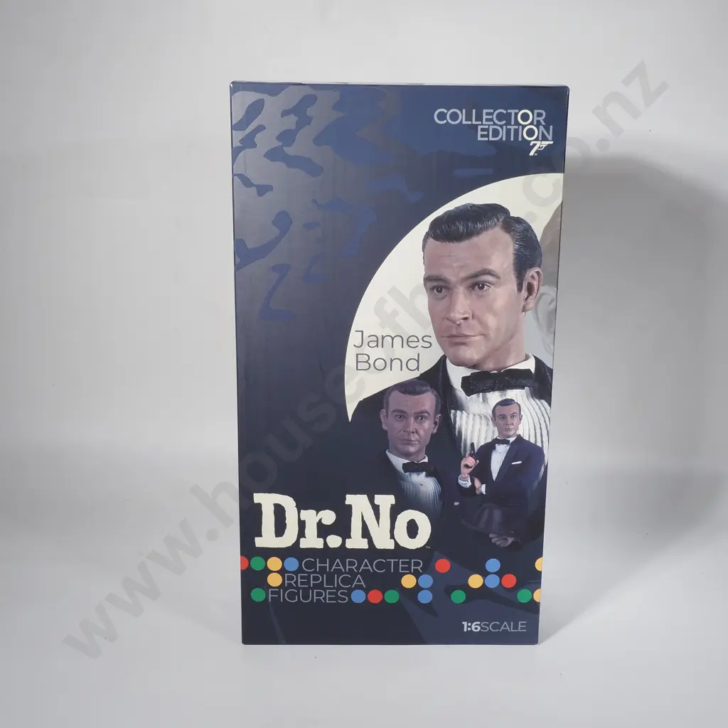 James Bond 'Dr.No' - Collector Edition 1:6 LE 1186/2000 Image 1++