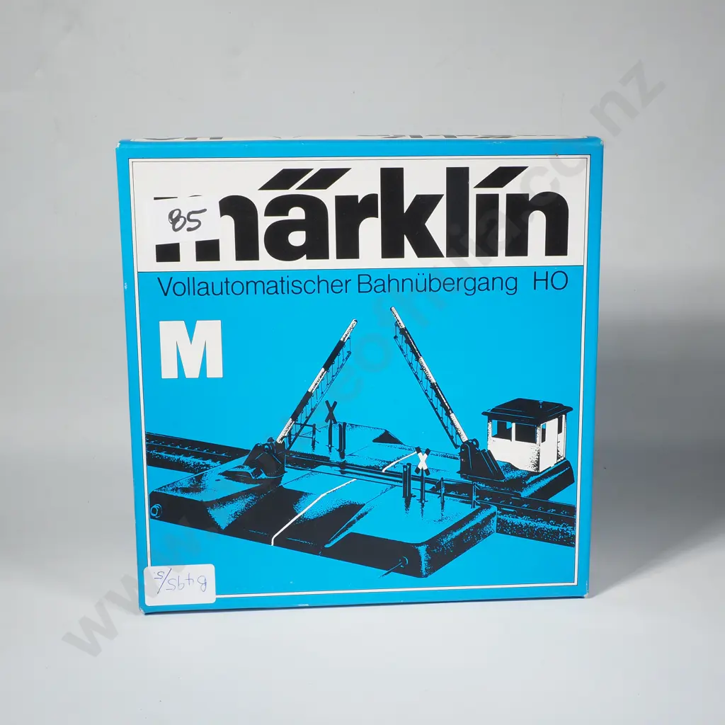 Marklin HO Gauge 7192 Automatic Level Crossing Set Designed for Use w  the M Track Systems, w Original Box & Manual Image 1++