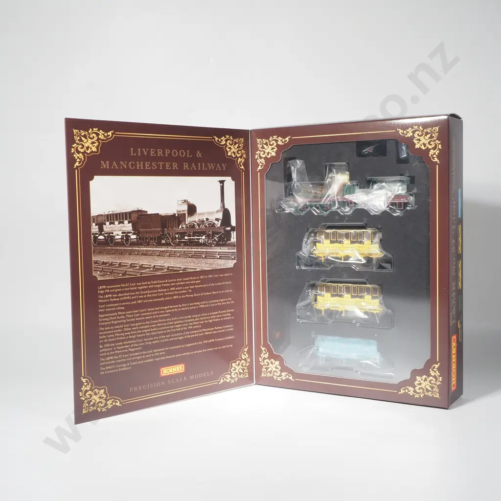 Hornby - L&MR 'Lion' Liverpool & Manchester Railway - Mint in Box R30232 Image 1++