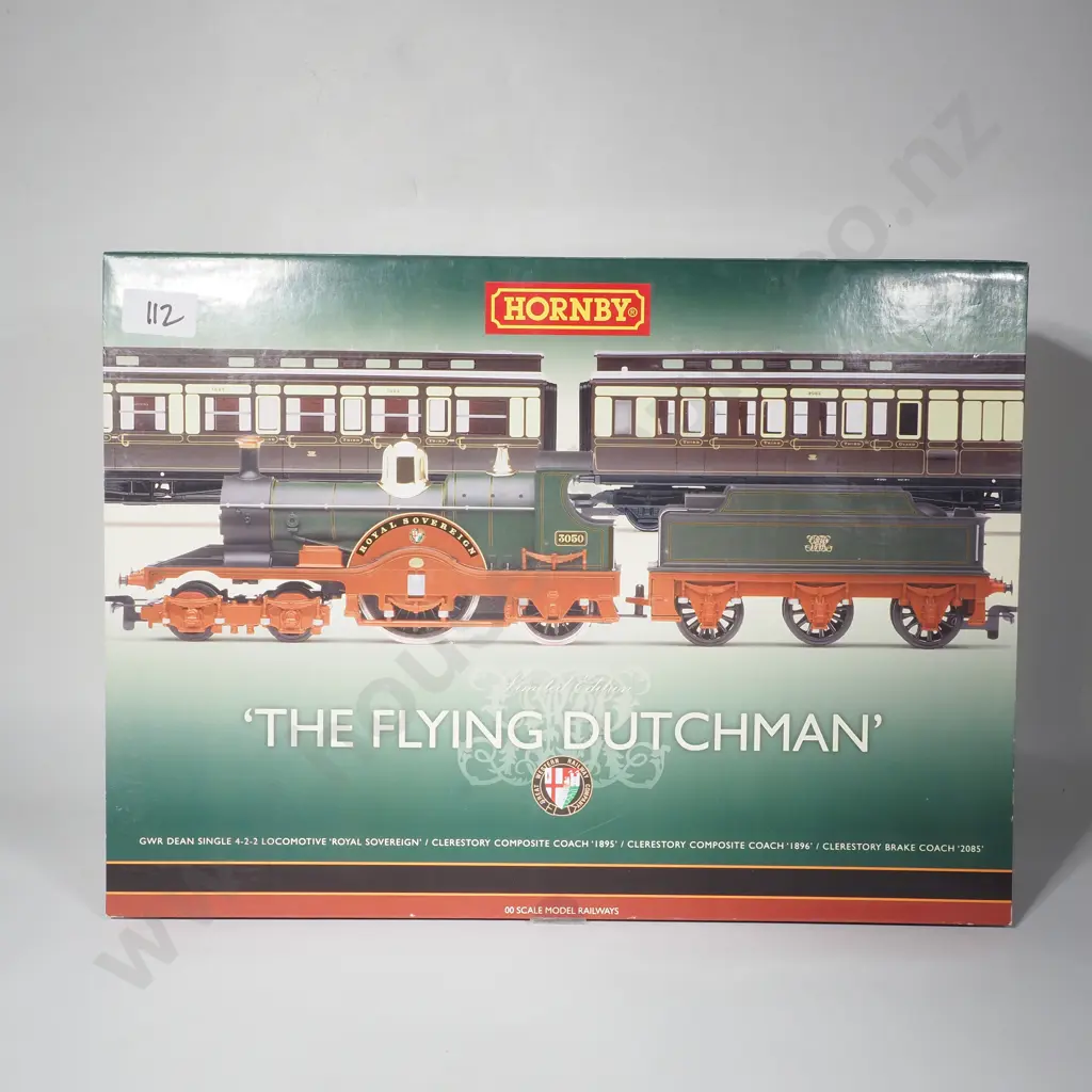 Hornby - 'The Flying Dutchman' Train Pack - R2706 Image 1++
