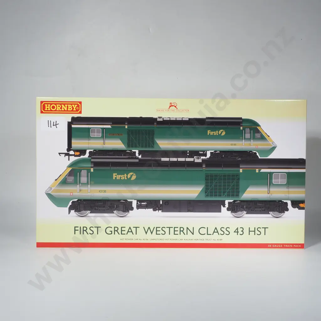 Hornby - First Great Western Class 43 HST Train Pack - Mint in Box R30096 Image 1++