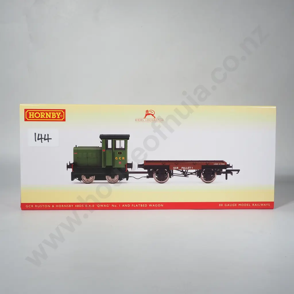 Hornby - GCR Ruston & Hornsby & Flatbed Wagon- Mint in Box R30012 Image 1++