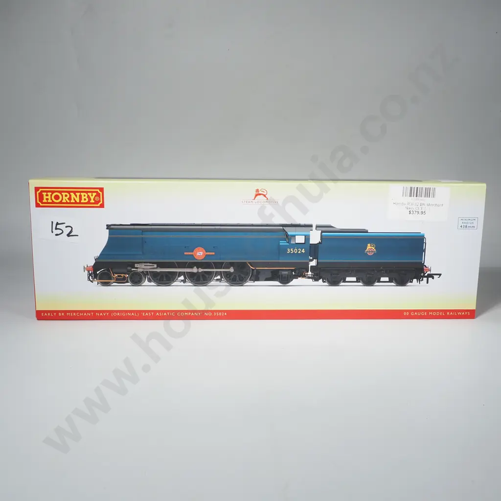 Hornby - Early BR Merchant Navy Steam Locomotive - Mint in Box R3632 Image 1++