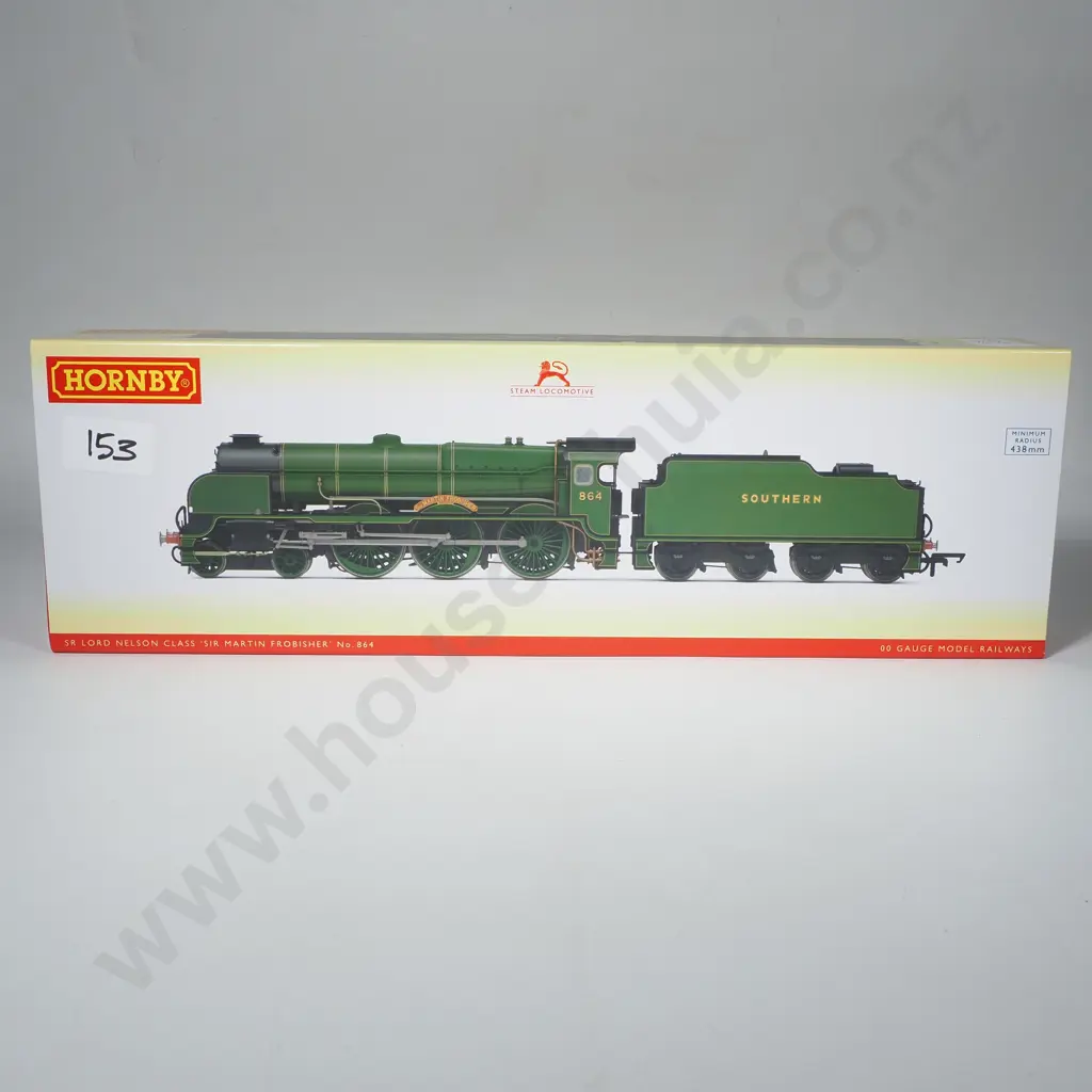 Hornby - SR Lord Nelson Class Steam Locomotive - Mint in Box R3862 Image 1++