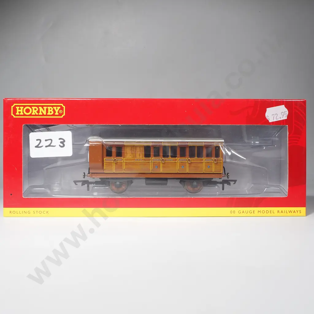 Hornby - GNR 4 Wheel Brake 3rd Coach - Mint in Box R40059 Image 1++